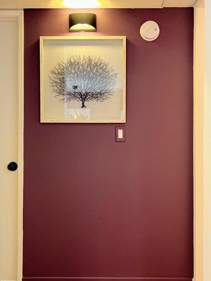 Hollywood Purple Habitat Holiday home Los Angeles